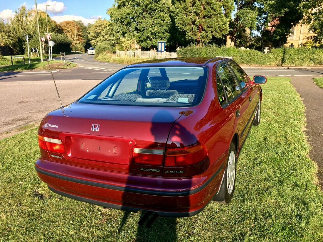 1994 Honda Accord - photo 3