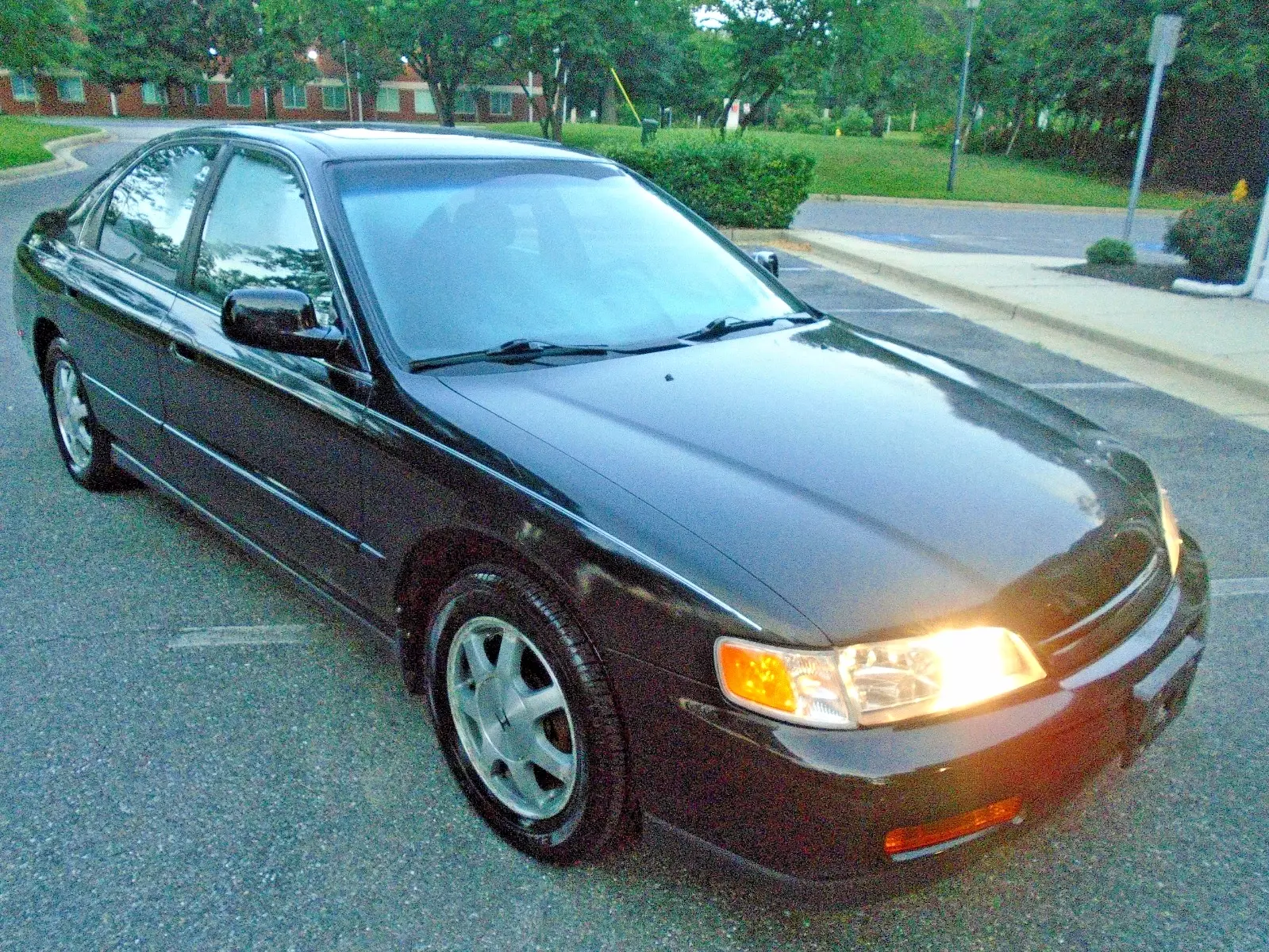 HONDA ACCORD 44K ORIGINAL YES 44K AND NO RESERVE-YES NO RESERVE-NO RESERVE 1994 Honda Accord