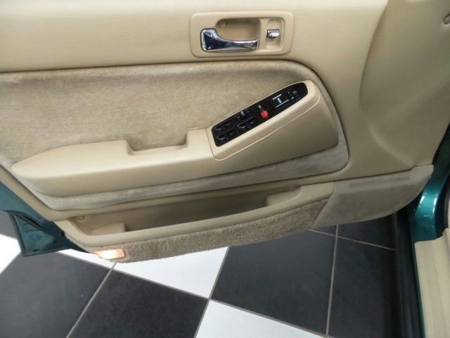 1993 Honda Accord EX-L - photo 7