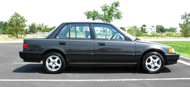 1991 Honda Civic 5 SPEED MANUAL TRANS
