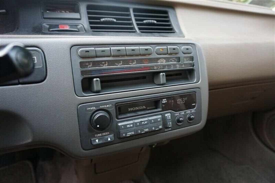 1994 Honda Civic EX 1 owner Tesla Trade in !!!! - photo 12