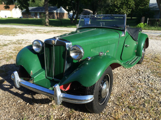 Honest Driver : 1952 MGTD with Top and Tonneau Cover 1952 MG T-Series