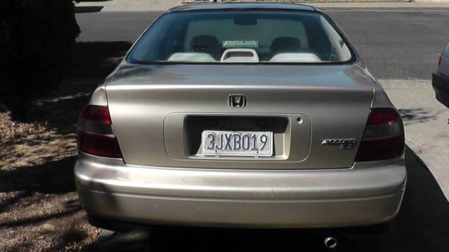 1994 Honda Accord LX - photo 2
