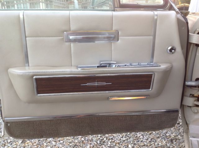 1965 Lincoln Continental - photo 6