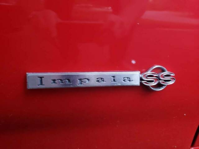 1967 Chevrolet Impala SS - photo 2