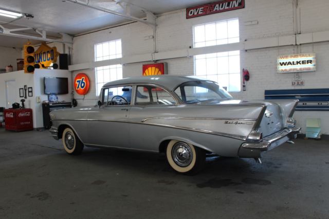 1957 Chevrolet Bel Air/150/210