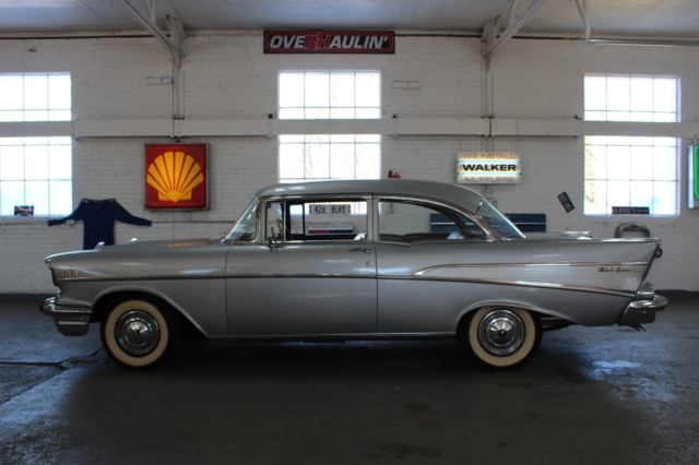 1957 Chevrolet Bel Air/150/210 - photo 2