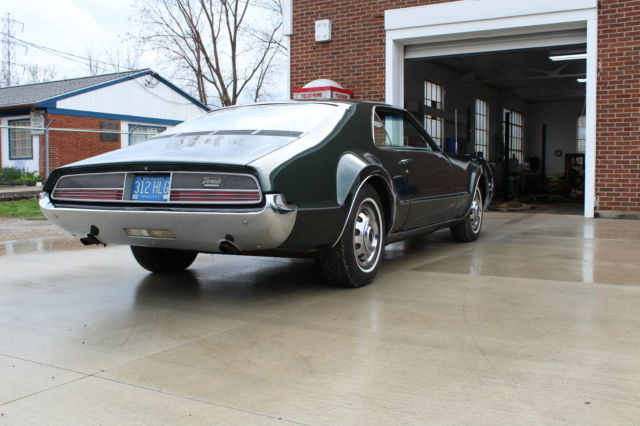 1966 Oldsmobile Toronado 2 dr Sport Coupe - photo 9