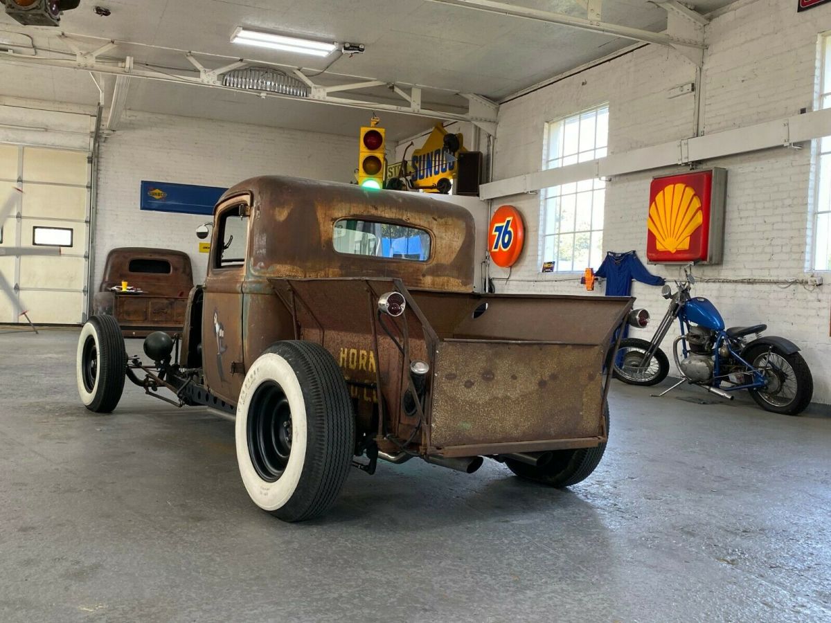 1933 Dodge Truck - photo 3