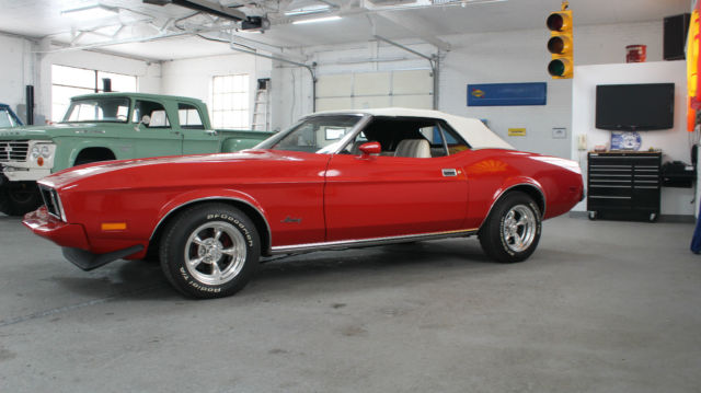 1973 Ford Mustang Convertible - photo 2