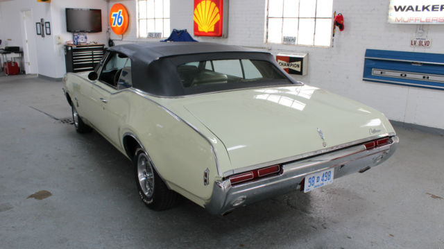 1968 Oldsmobile Cutlass S Convertible - photo 3