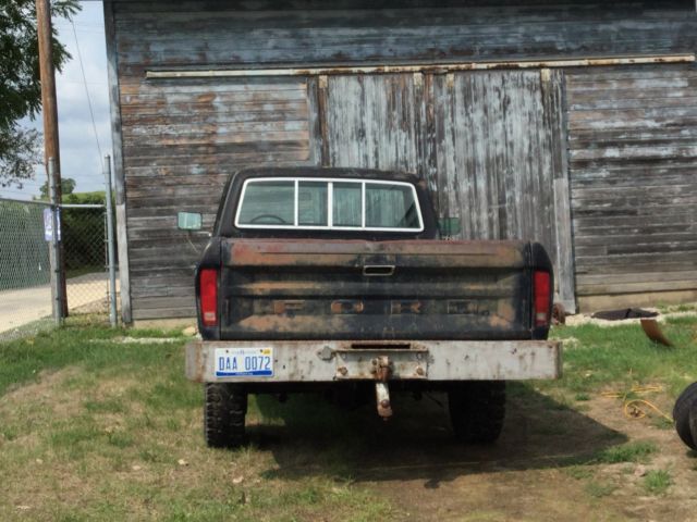 1977 Ford F-250 - photo 2