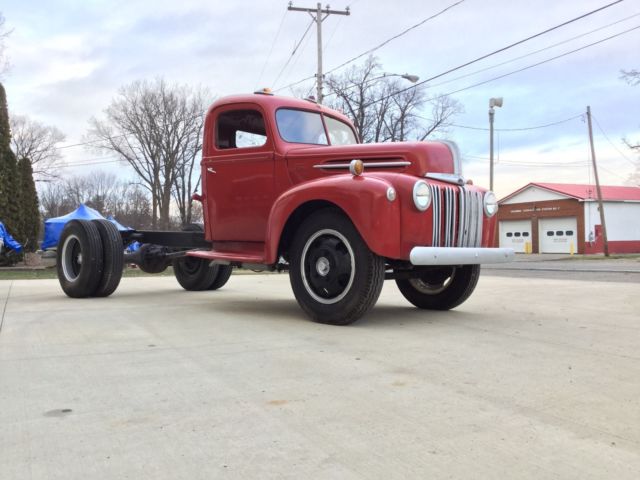 1947 Ford Truck - photo 2
