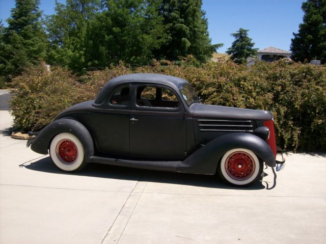 1936 Ford DELUX COUPE - photo 2