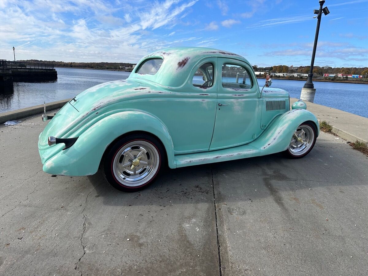1935 Ford Model 48 5 window coupe - photo 12