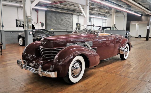 https://www.youtube.com/watch?v=IaXjDeEVS6k 1937 Cord CORD 812 S/C