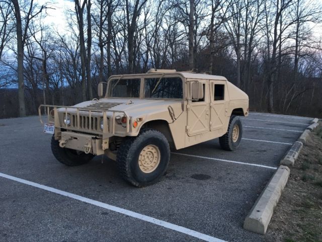 1901 Hummer H1 Slant back humvee