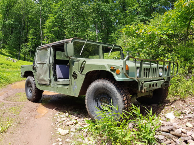 Hummer H1 6.2 L Humvee 1994 military green 1994 Hummer H1