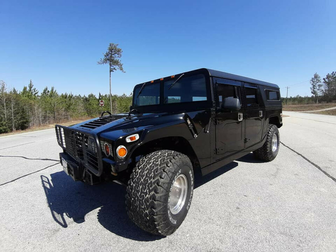 Hummer H1 luxury black SUV 4x4 AC video 350 v8 gas 1980 Hummer H1