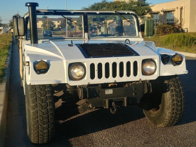 1987 Hummer H1