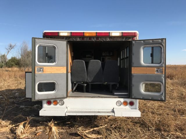 1990 Ford F-350 XL - photo 8