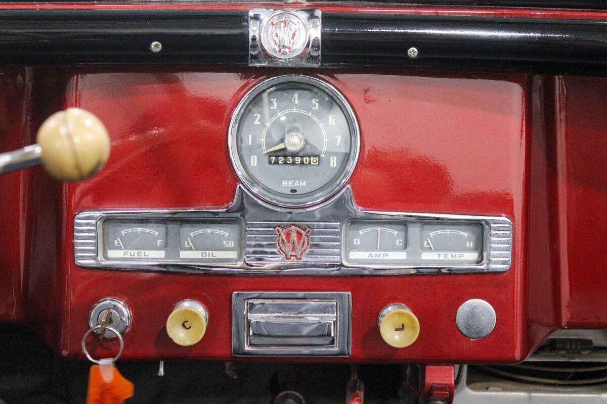 1952 Willys Jeepster - photo 11