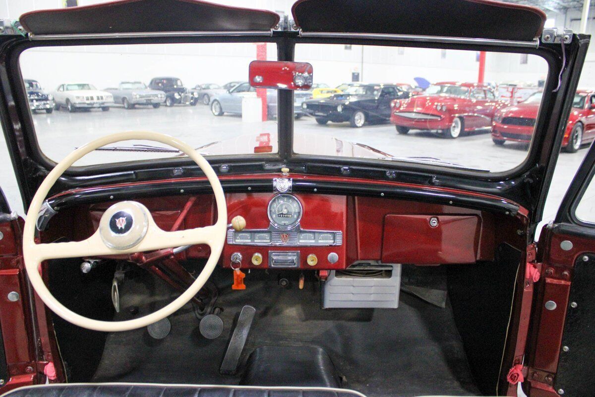 1952 Willys Jeepster - photo 9