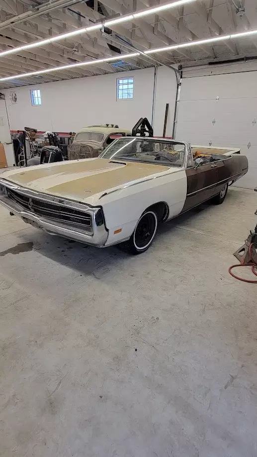 1969 Chrysler 300 Series - photo 5