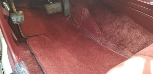 1984 Oldsmobile Cutlass Calais Hurst - photo 13