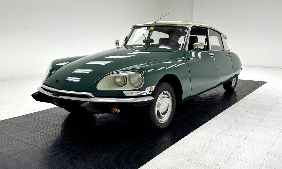 1972 Citroen DS 21 4 Door Sedan - photo 13