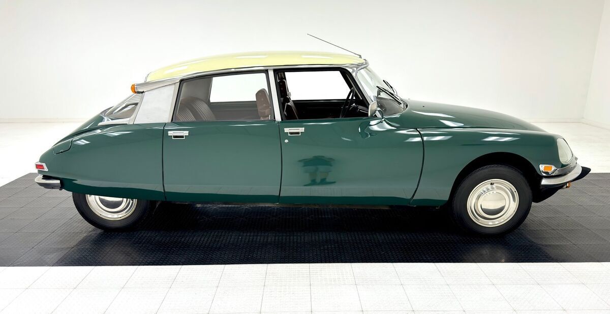 1972 Citroen DS 21 4 Door Sedan - photo 6