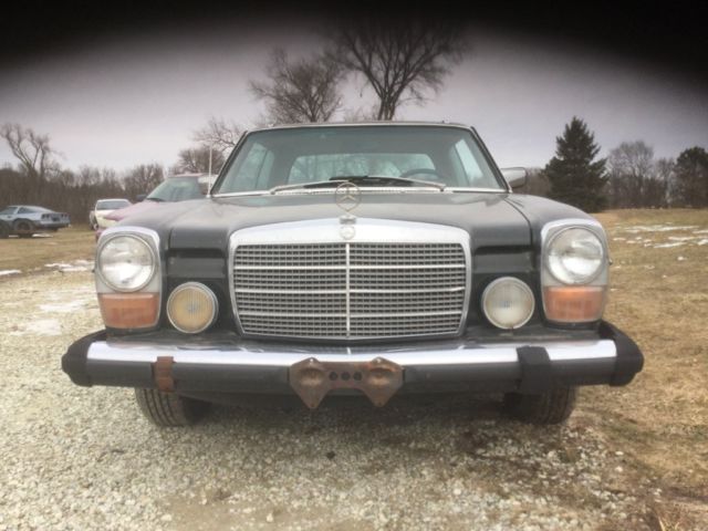 1974 Mercedes-Benz 200-Series -- - photo 11