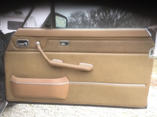 1974 Mercedes-Benz 200-Series -- - photo 8