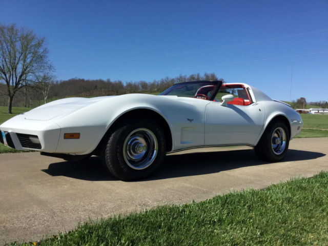 1977 Chevrolet Corvette - photo 2