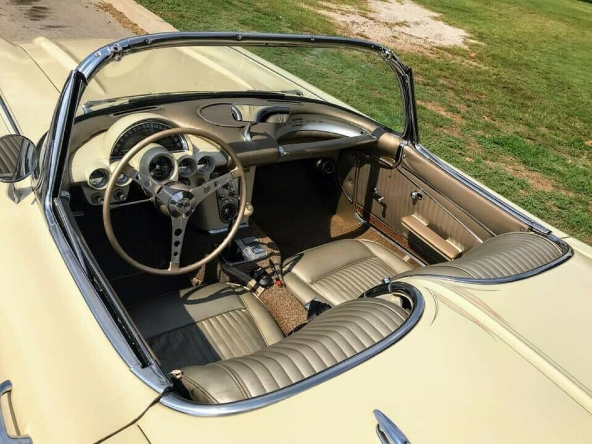 1962 Chevrolet Corvette - photo 10