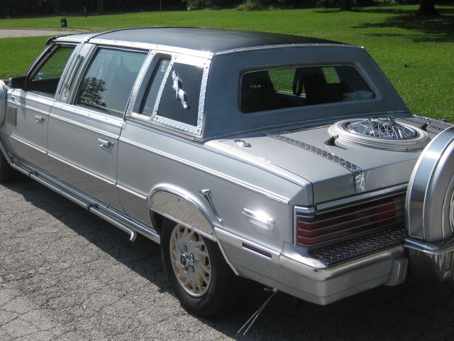1985 Chrysler execuitive limousine - photo 8