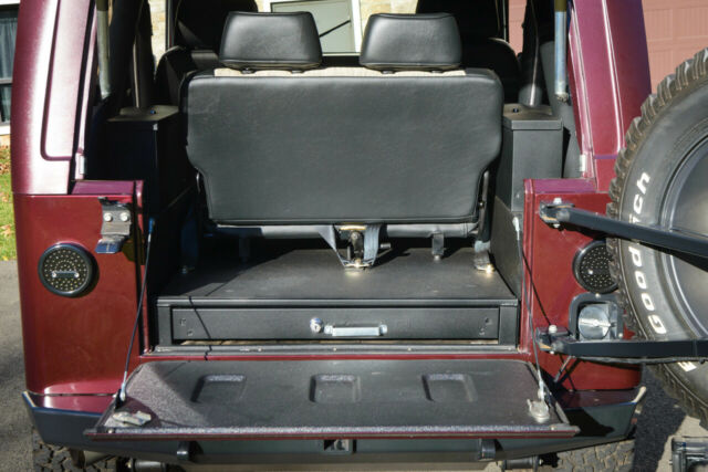 1982 Jeep CJ - photo 8