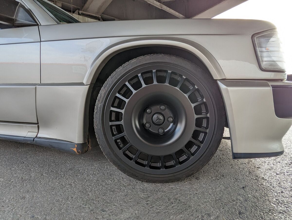 1986 Mercedes-Benz 190-Series - photo 9