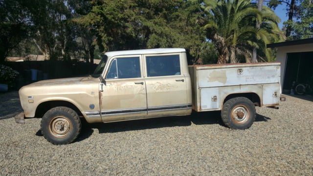 IH Travelette 1210 4x4 3/4 Ton 345/ 3spd auto 1972 International Harvester Travelette, Travelall, 1210