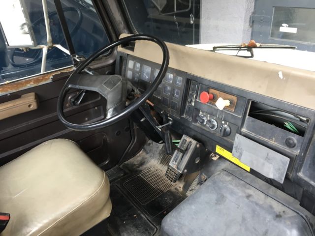 1989 International Harvester NAVISTAR 7100 - DTA 466 7100 - photo 3