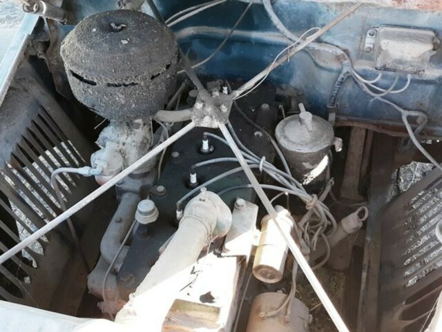 1946 International Harvester KB5 Tow Truck - photo 6