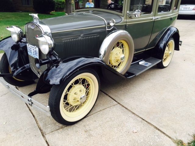 1930 Ford Model A Dual tire mount, etched wing windows - photo 2