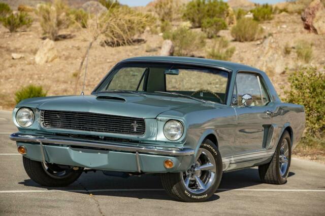 1966 Ford Mustang GT TRIBUTE COUPE EXTRAORDINARY RESTORATION - photo 3