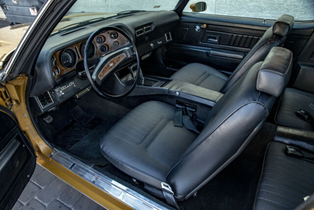 1970 Chevrolet Camaro NUMBERS MATCHING 24K ORIGINAL MILES - photo 12