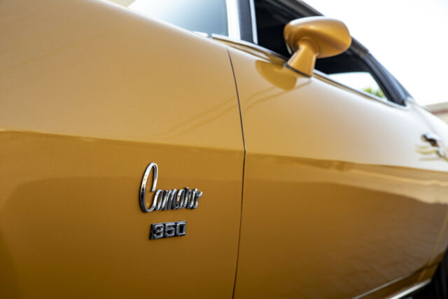 1970 Chevrolet Camaro NUMBERS MATCHING 24K ORIGINAL MILES - photo 2