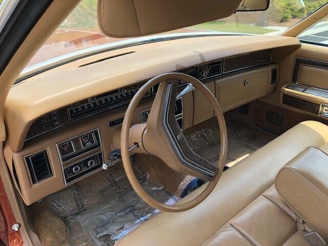 1976 Lincoln Continental Coupe - photo 11