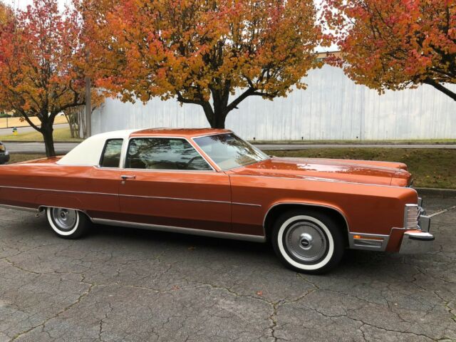 1976 Lincoln Continental Coupe - photo 2