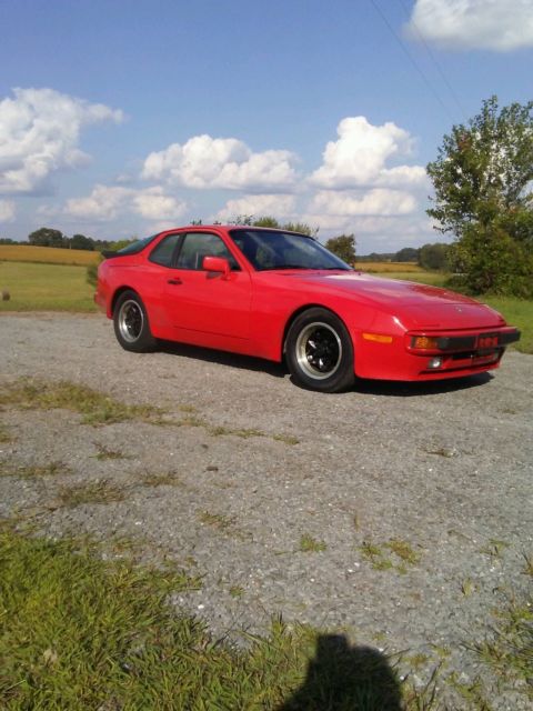 Immaculate 1984 porsche 944 *RARE AUTOMATIC* 1984 Porsche 944