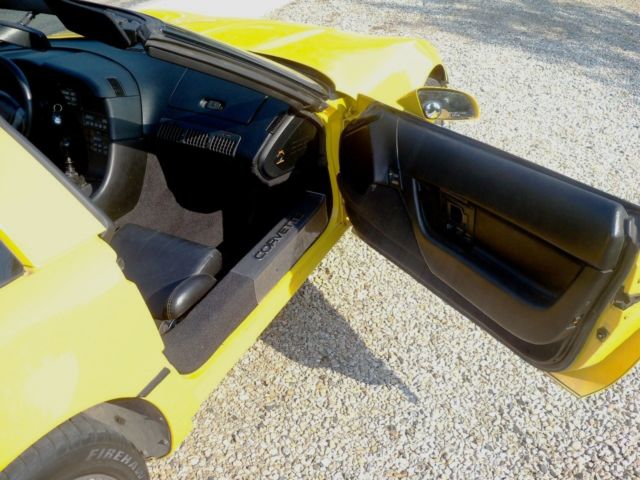 1990 Chevrolet Corvette C4 - photo 12