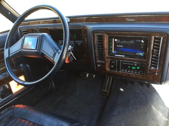 1991 Cadillac Brougham - photo 13